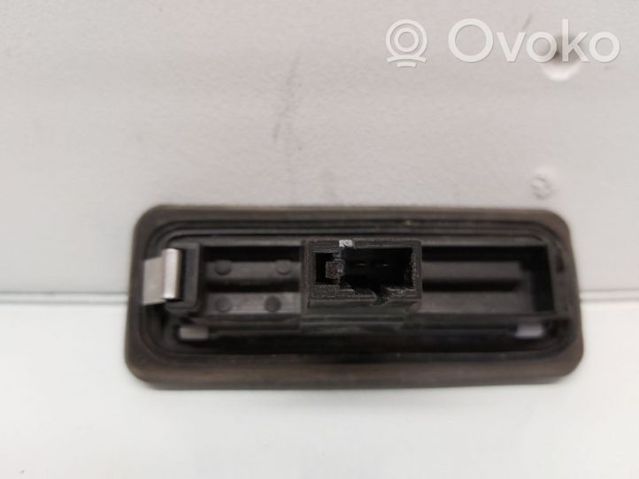 Skoda Yeti (5L) Przełącznik / Przycisk otwierania klapy bagażnika 5E0827566