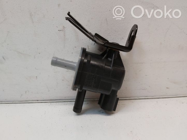 Toyota RAV 4 (XA40) Sensore di pressione 9091012276