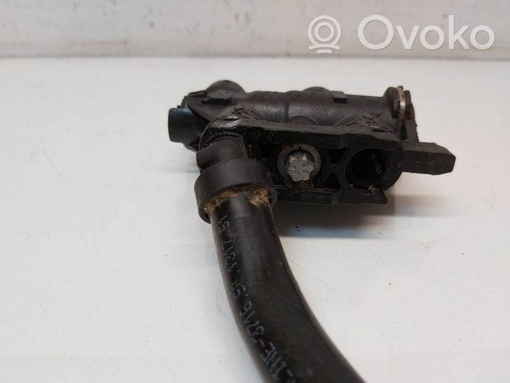BMW 2 F45 Air conditioning (A/C) pipe/hose 8632493