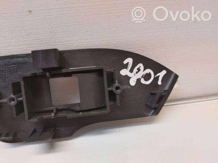 Chevrolet Captiva Support bouton lève vitre porte arrière 201003486