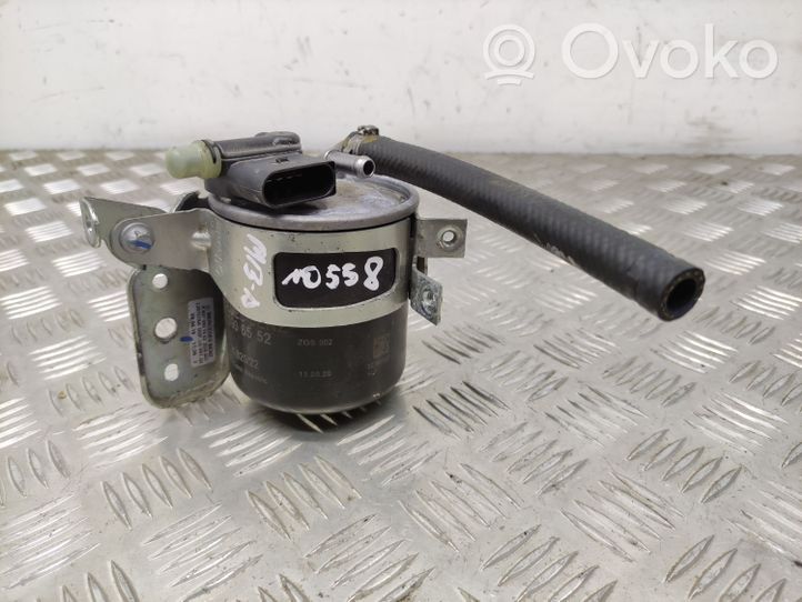 Mercedes-Benz A W176 Boîtier de filtre à carburant A6070901552