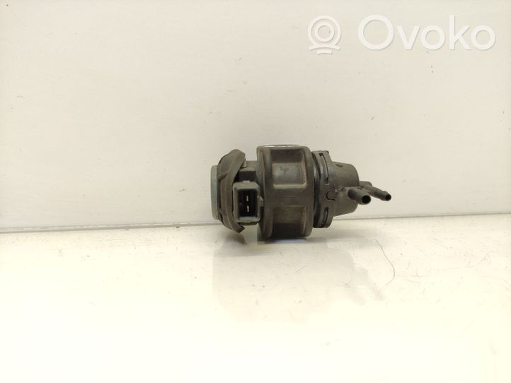 Nissan Juke I F15 Turboahtimen magneettiventtiili 8200661049