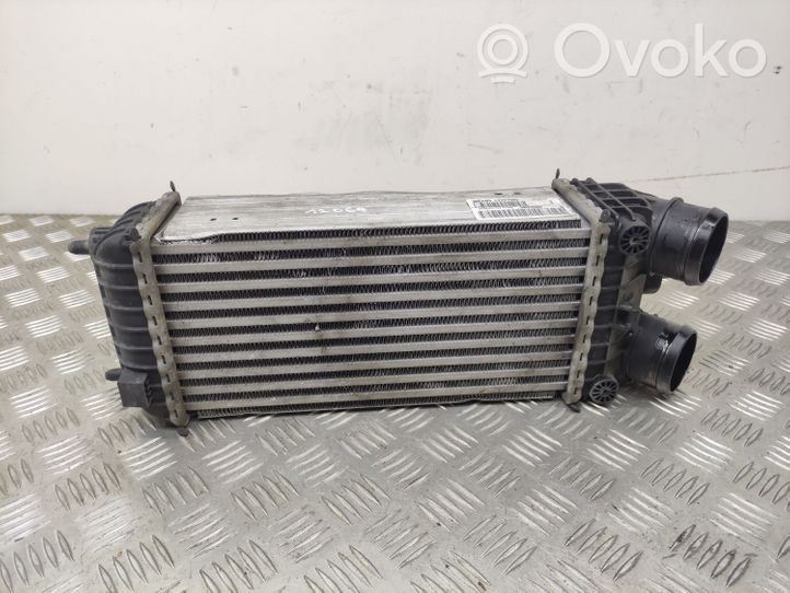 Citroen DS3 Radiador intercooler 9803145480