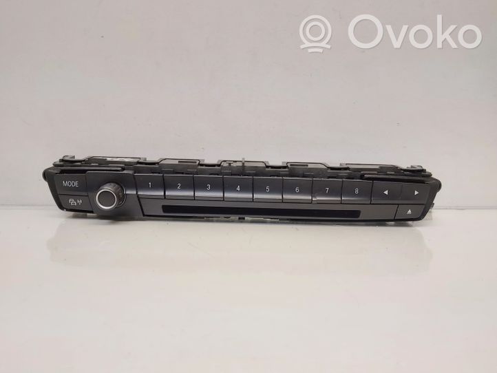 BMW 3 F30 F35 F31 CD/DVD changer E1062000