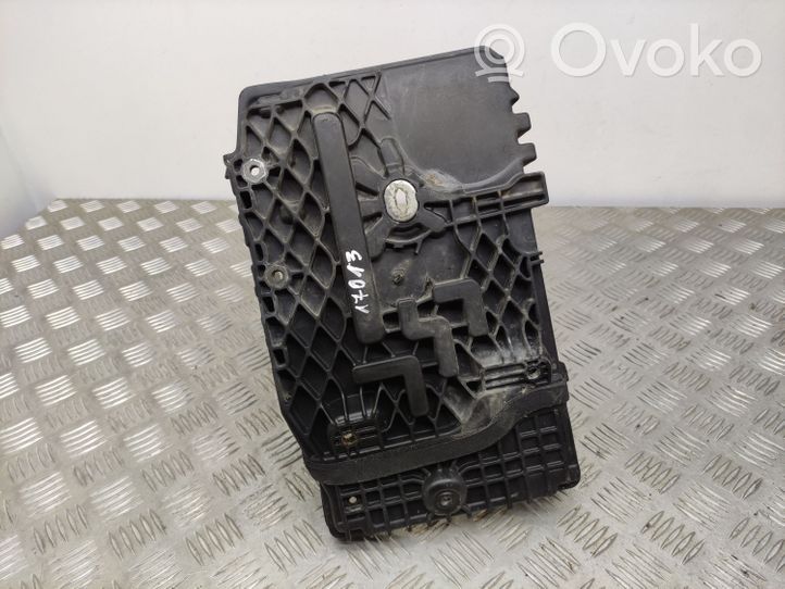 Volvo V70 Battery tray 6G9N10723