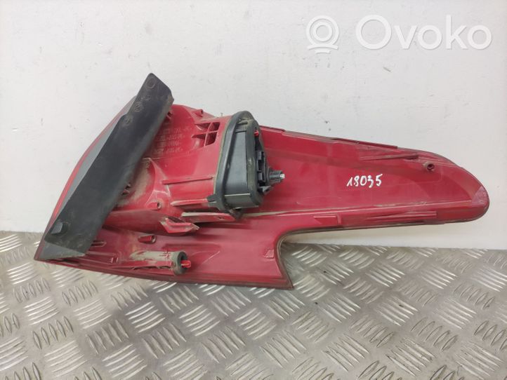 Citroen C5 Lampa tylna 9681074180