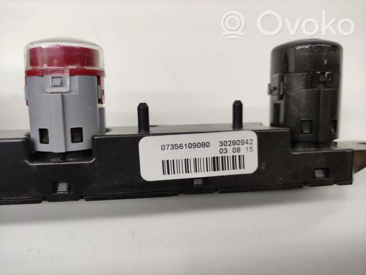 Fiat 500X Hazard light switch 07356109080