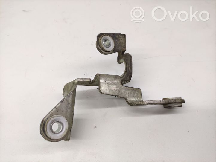 Ford Focus Supporto del cavo della leva del cambio AV6R7474HD