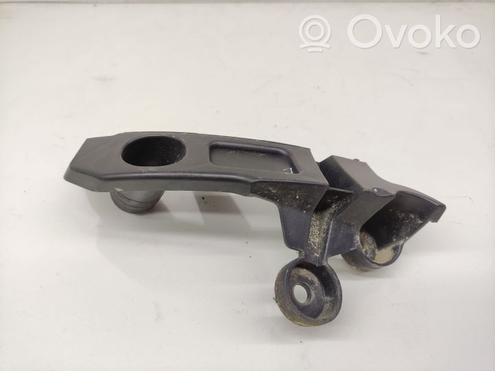 Citroen C3 Support de pare-chocs arrière 9813361280