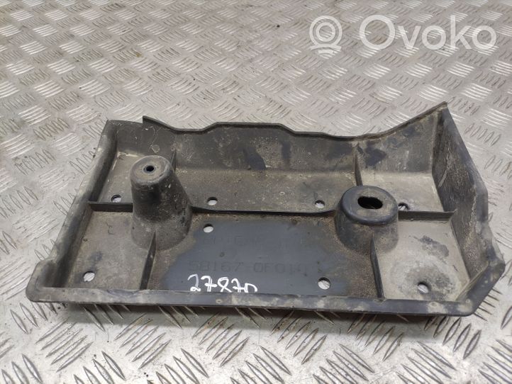 Toyota Verso Couvre soubassement arrière 581670F010