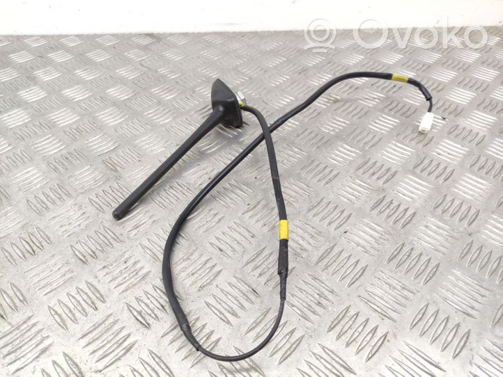 Toyota Verso Radion antenni 