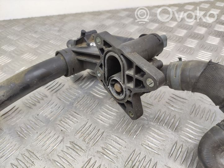 Volkswagen Golf VI Termostat / Obudowa termostatu 03C121121D