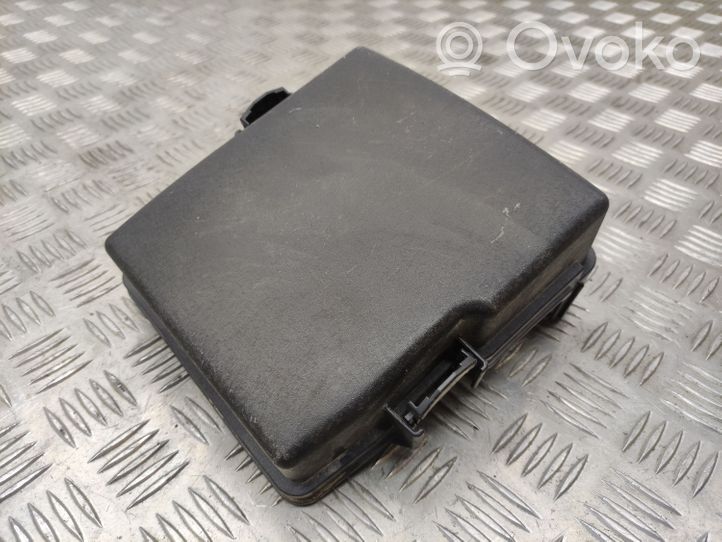 Hyundai Santa Fe Fuse box cover 919412W021