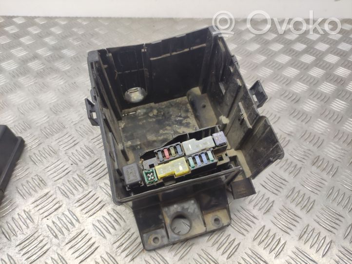 Nissan Pathfinder R51 Module de fusibles 243827S110