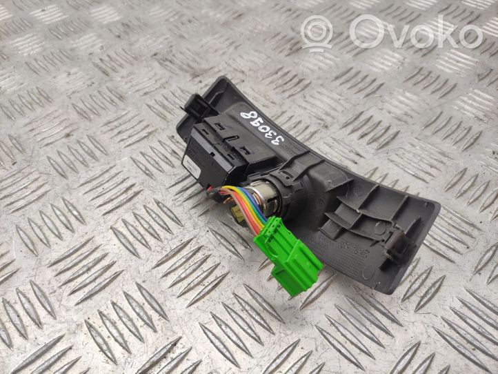 Volvo V50 Bouton interrupteur programme de stabilité ESP 8691530