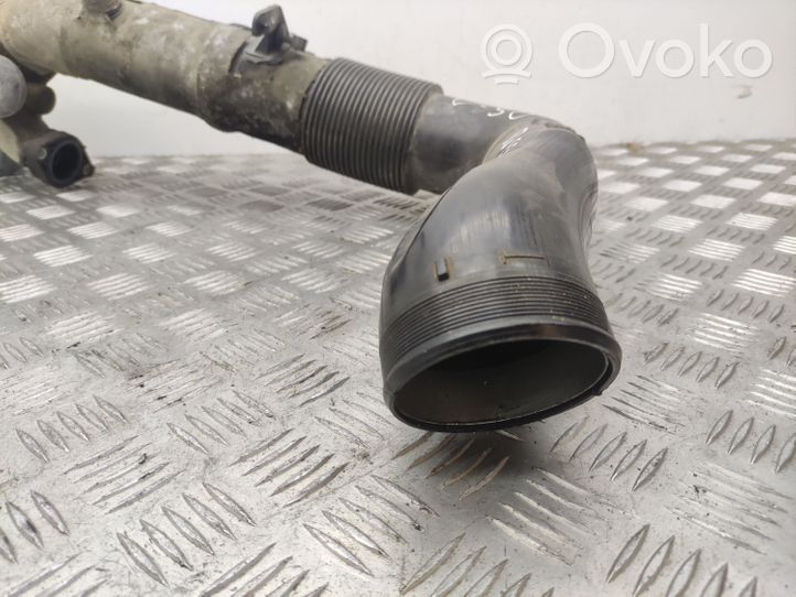 Volvo V50 Turbo air intake inlet pipe/hose 3M519A673H