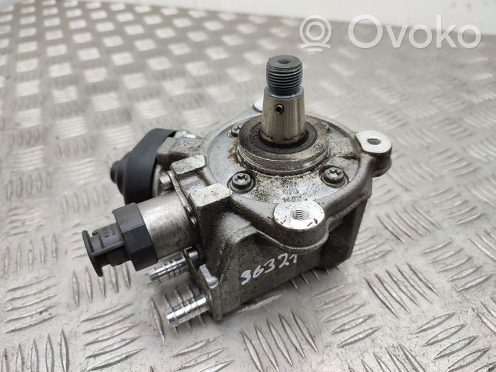 Volkswagen Touran II Fuel injection high pressure pump 03L130755D