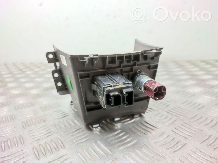 Buick Encore I AUX in-socket connector 20874710