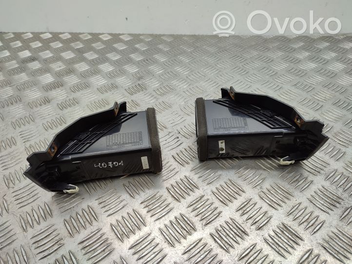 KIA Soul Grille d'aération centrale 974102K000