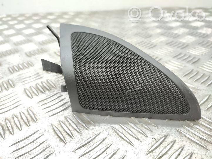 Mercedes-Benz A W176 Front door high frequency speaker 