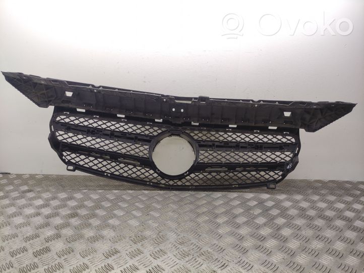 Mercedes-Benz A W176 Maskownica / Grill / Atrapa górna chłodnicy A1768880260