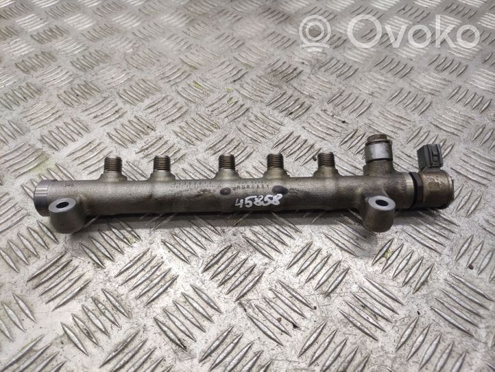 Volvo S80 Fuel main line pipe 31303612