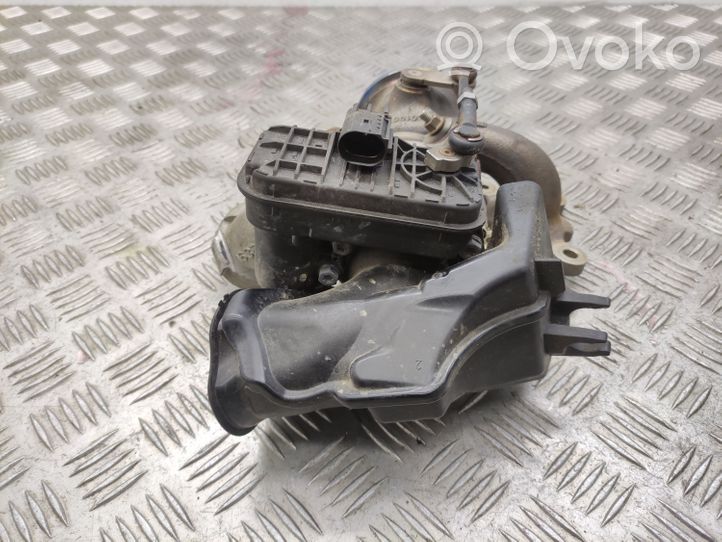 Volkswagen Golf VII Turboahdin 04C145703