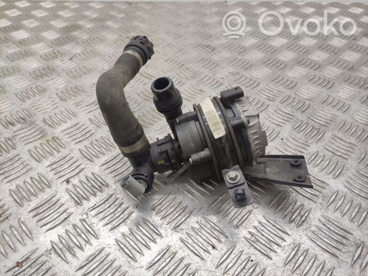 Mercedes-Benz GLC X253 C253 Pompe à eau de liquide de refroidissement A0005002686