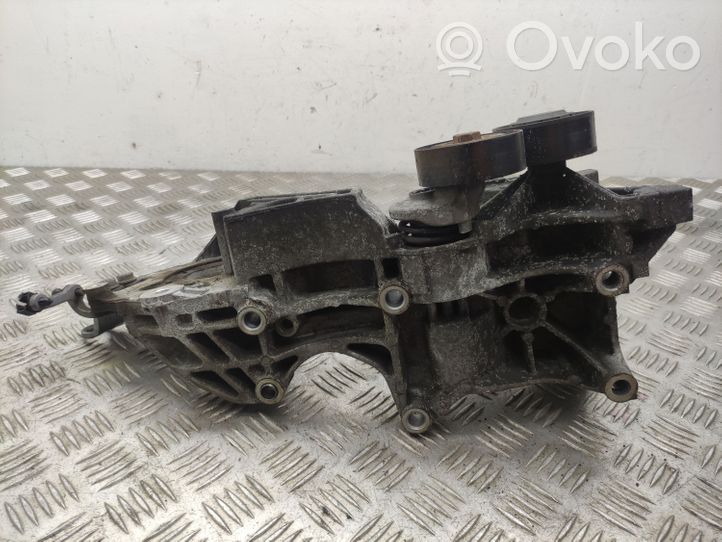 Seat Exeo (3R) A/C-kompressorin kannatin 03L903143H