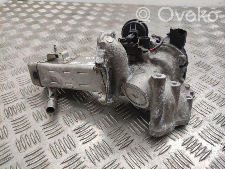 Ford Kuga I EGR valve cooler V29004027