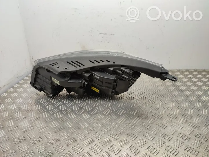 KIA Sorento Lampa przednia C592122210