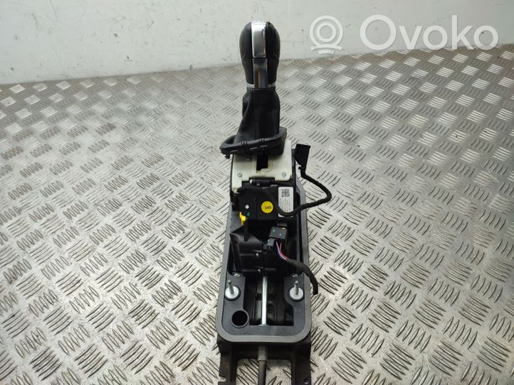 Volkswagen PASSAT B7 Palanca/selector de cambios (interno) 3AB713023A