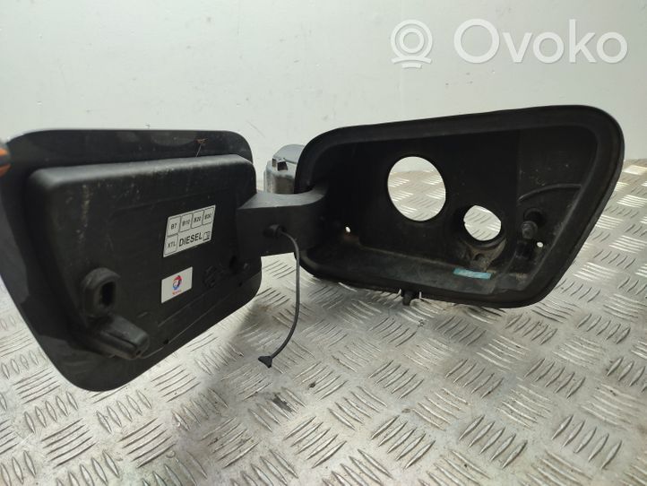 Peugeot 2008 II Sportello del serbatoio del carburante 9831475980