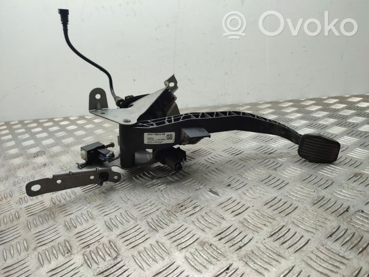 Ford C-MAX II Clutch pedal AV617B633GE