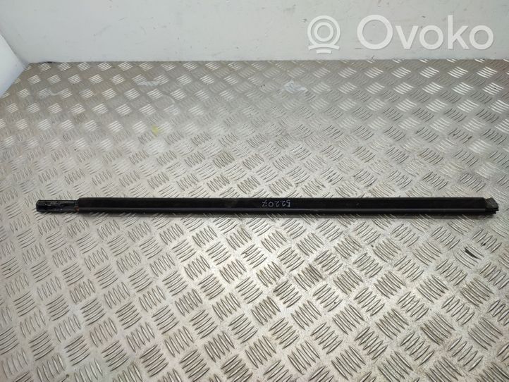 Land Rover Range Rover Evoque L538 Rivestimento modanatura del vetro della portiera anteriore 