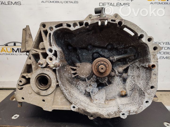 Renault Megane II Manual 5 speed gearbox 