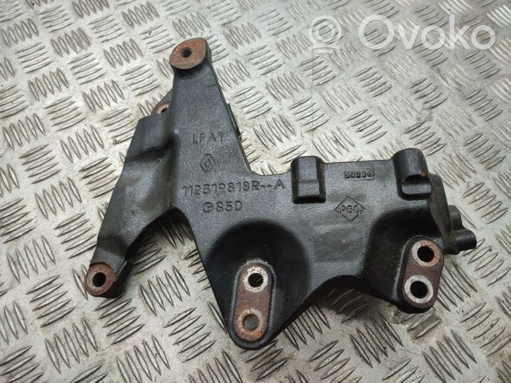 Nissan X-Trail T32 Engine mounting bracket 112319818R