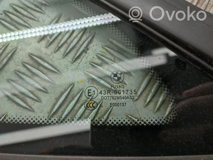 BMW 2 F45 Trikampis stiklas kėbulo priekyje 