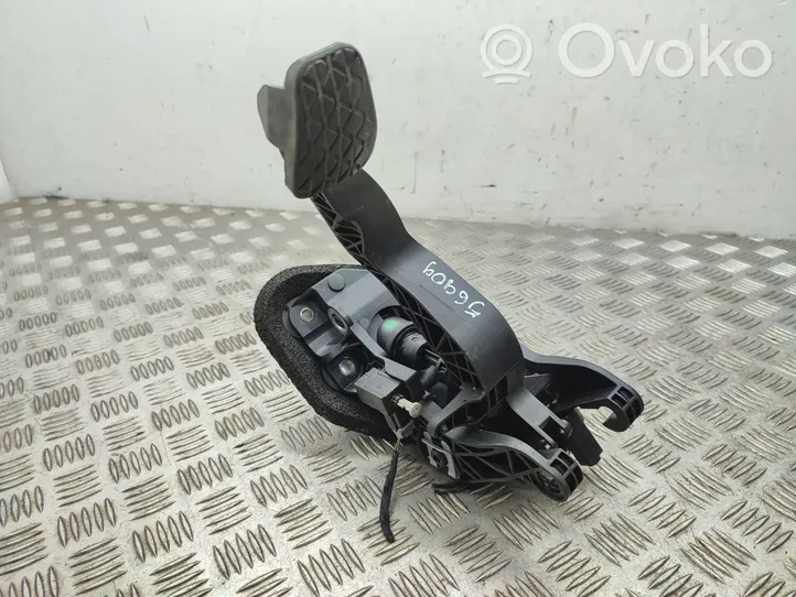 Ford B-MAX Clutch pedal AY117B633GC