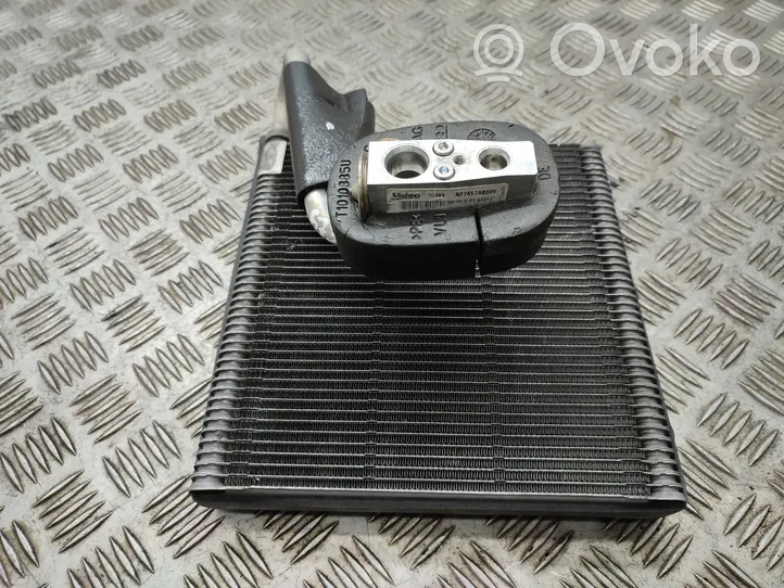 Volkswagen PASSAT B8 Gaisa kondicioniera radiators (salonā) 