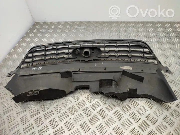 Ford Focus C-MAX Maskownica / Grill / Atrapa górna chłodnicy 7M51R8138A