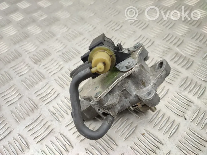 Ford B-MAX Vacuum pump CM5G2A451GB