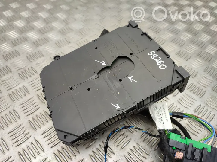 Citroen C4 Cactus Comfort/convenience module 9819851280