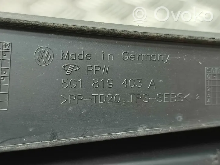 Volkswagen Golf VII Podszybie przednie 5G1819403A