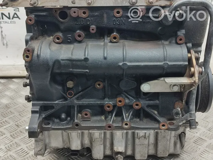 Volkswagen PASSAT B8 Engine CRL