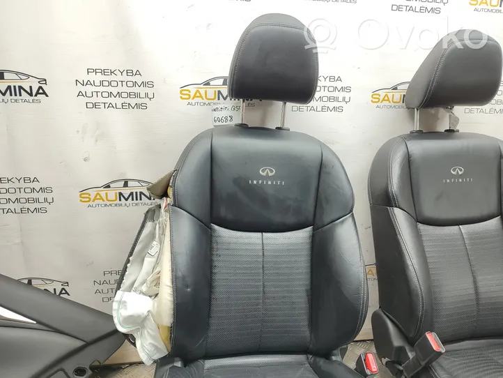 Infiniti Q50 Set di rivestimento sedili e portiere 