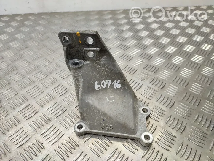 Infiniti Q50 Support, suspension du moteur 