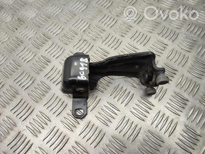 Mercedes-Benz Vito Viano W447 Guida a rullo centrale per portellone scorrevole A4477600347