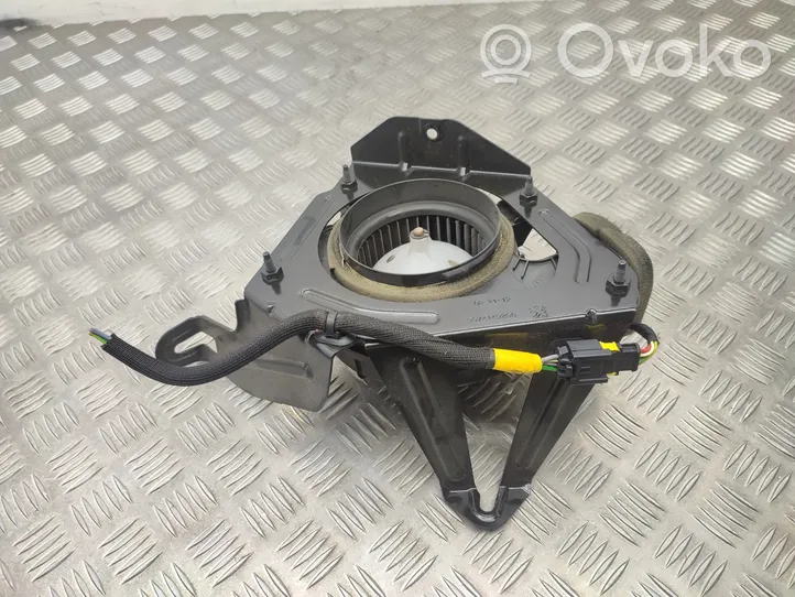 Peugeot 508 RXH Ventilateur de batterie véhicule hybride / électrique 9674149280