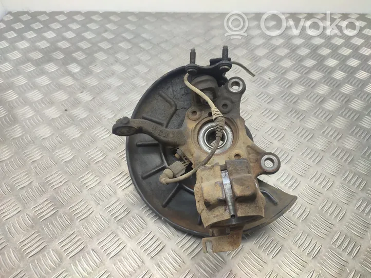 Volkswagen Caddy Front wheel hub 